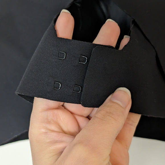 EUC lululemon Enlite Bra | Black Color Seamless Running | Size 34B - Picture 7 of 7